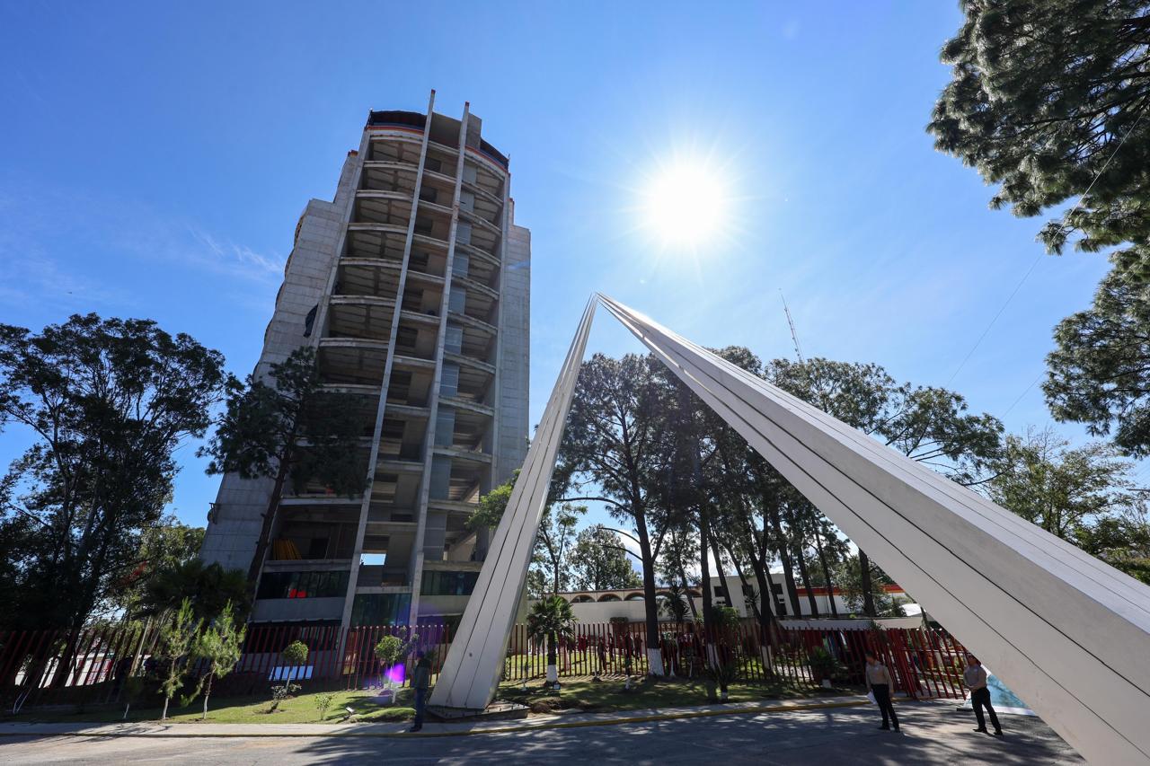 Inauguran Torre de Rectoría de la UATX, símbolo de conocimiento e innovación